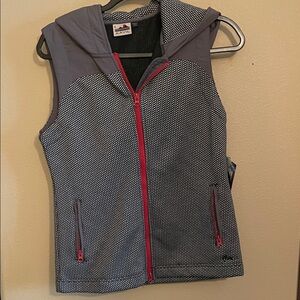 Kavu Black and Gray Knit Garment